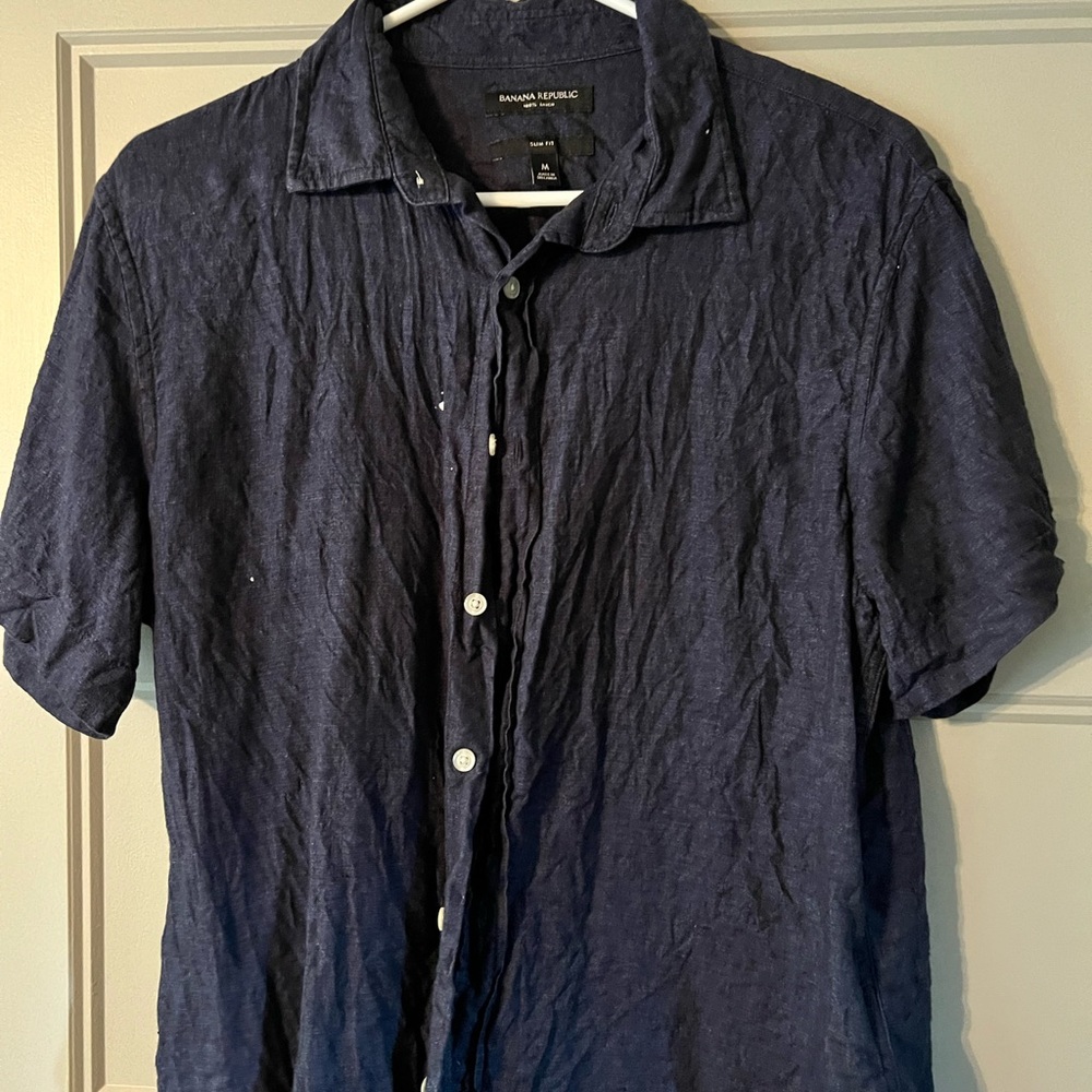 Men’s banana republic medium shirt